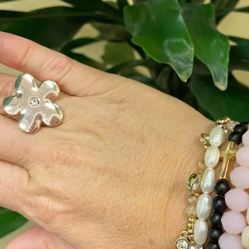Petals Rose Gold Ring Size 6